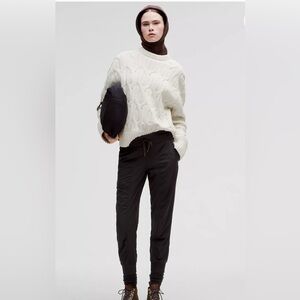 lululemon Black Joggers Size 4